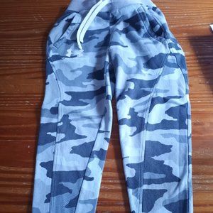Boys Under Armour Blue Camo Joggers 7/8